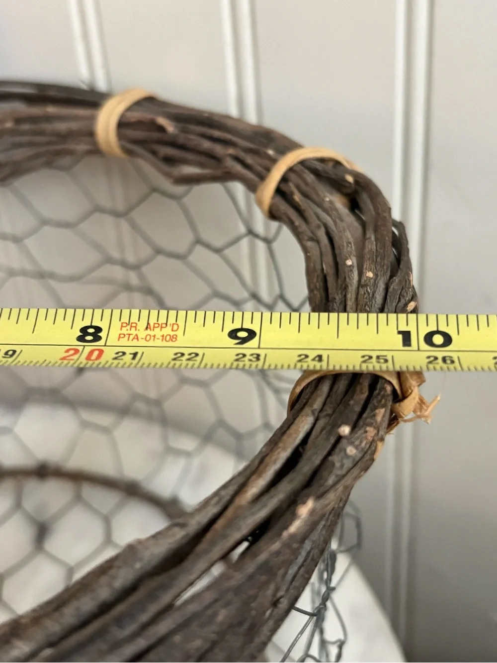 Vintage Wicker & Chicken Wire Rustic Basket Egg Gathering Garden Primitive VTG